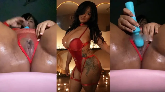 Peña Torres Masturbandose con un Dildo – Allxporno.com