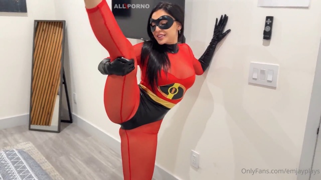 Emily Rinaudo Fucking as Elastigirl – Allxporno.com